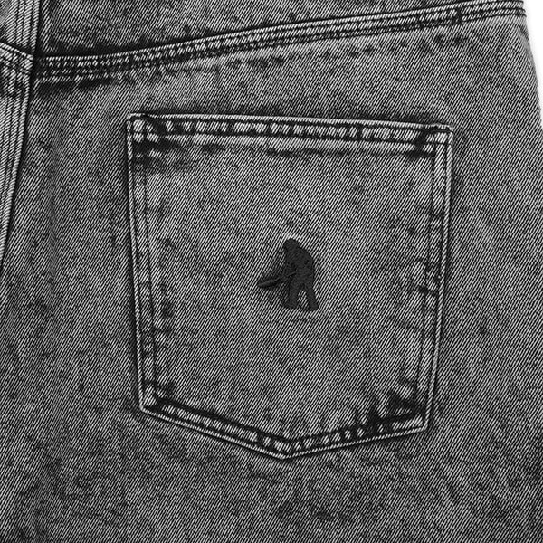Pass-Port Workers Club 3/4 Jean Short